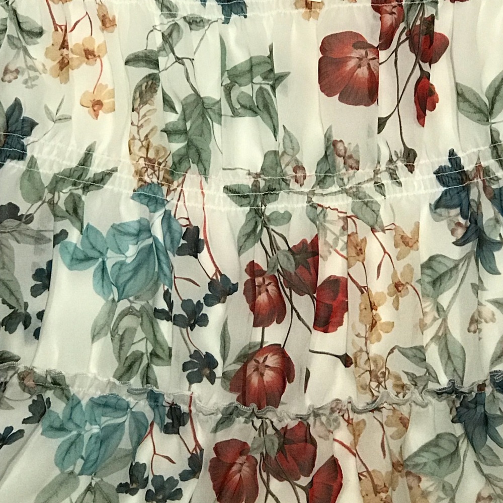 Willow & Clay Cold Shoulder Top Blouse Floral Sz M - Picture 6 of 8